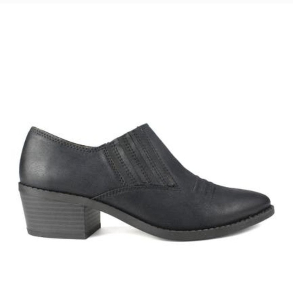 White Mountain Black Ankle Booties